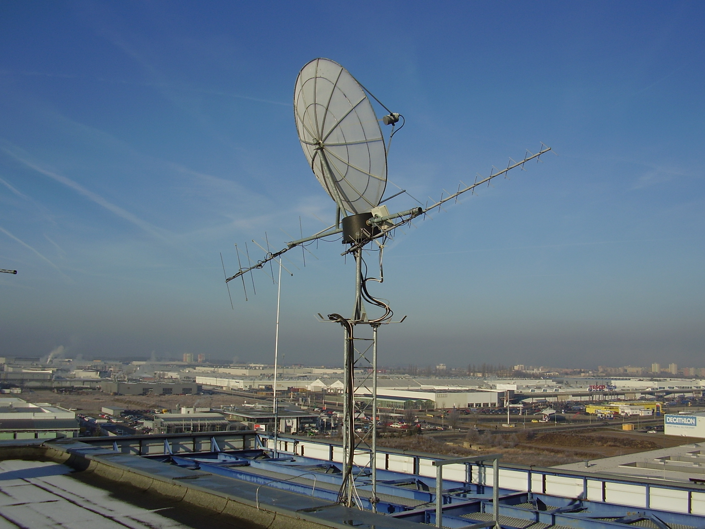 Plzeň plánuje vyslat do vesmíru nanosatelit, který vytvoří studenti Plzeň plánuje vyslat do vesmíru nanosatelit, který vytvoří studenti