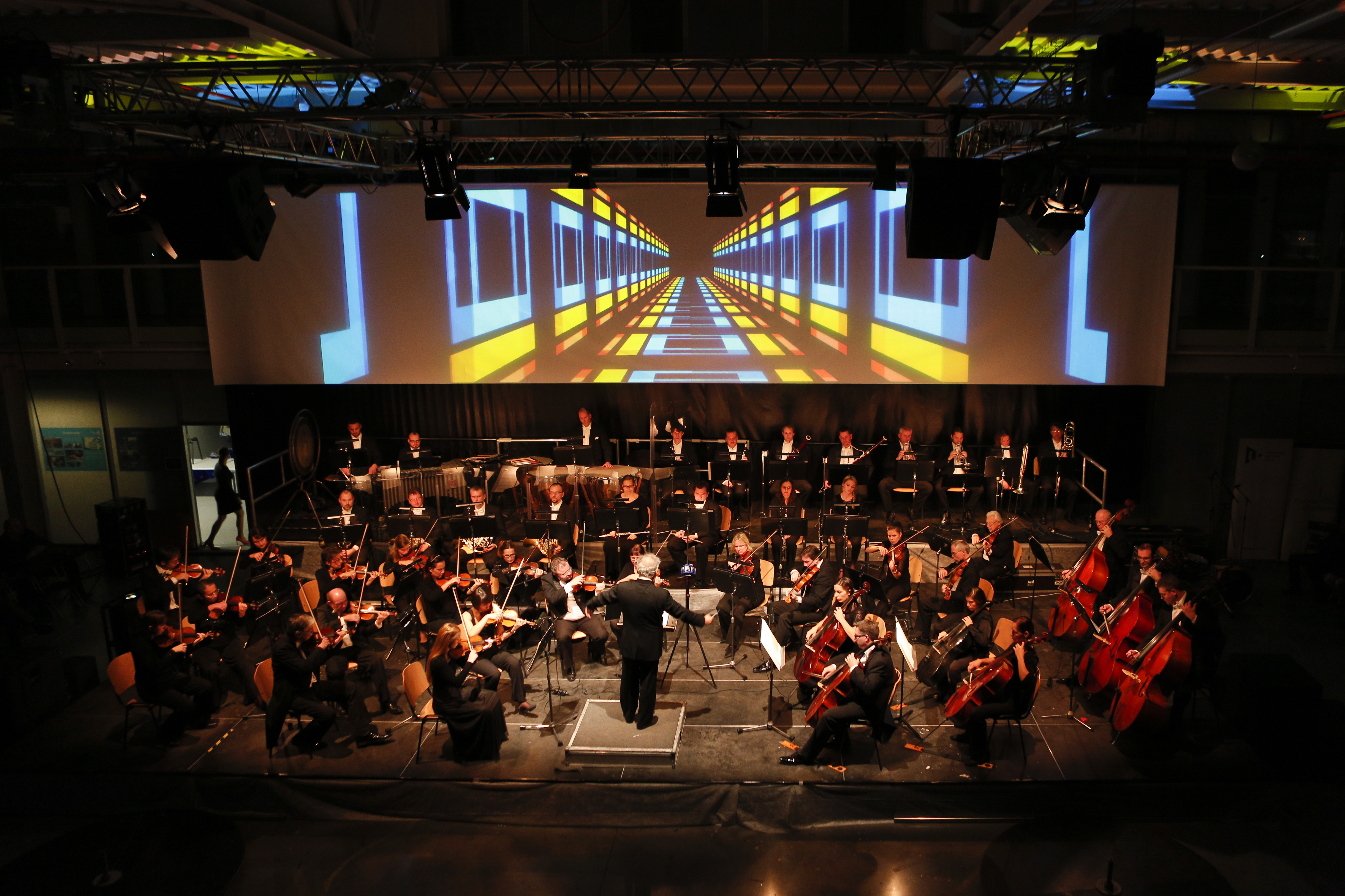 Seriál oslav věnovaný stému výročí vzniku republiky startuje koncertem filharmonie na Sutnarce